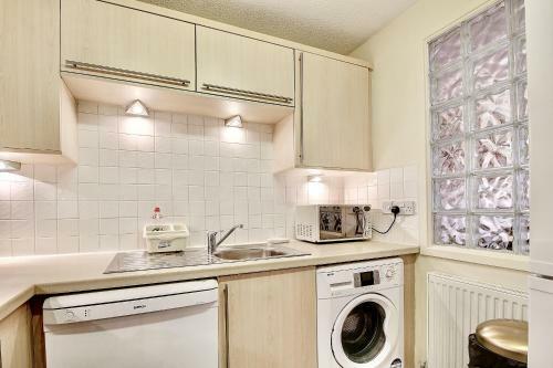 Westend Luxury Apartment