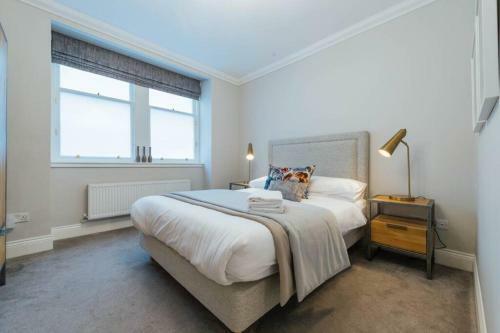Glasgow Central Luxury Apartment