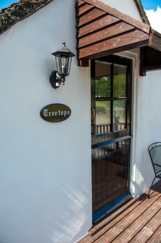 Hotel The Withies Inn