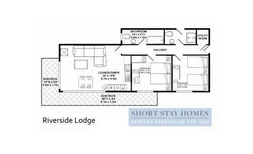 Secluded, New Forest Riverside Lodge