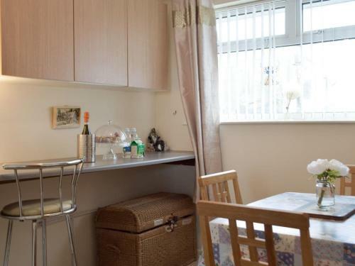 Seaview Cottage