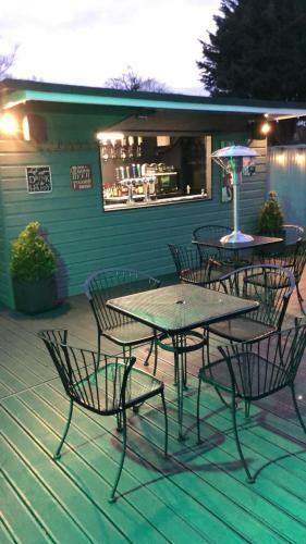 Hotel The Holroyd Arms