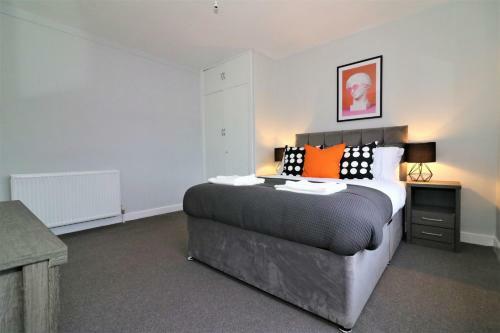 Greenock West Apartment