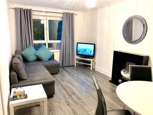 Self-contained Apartment Greenock
