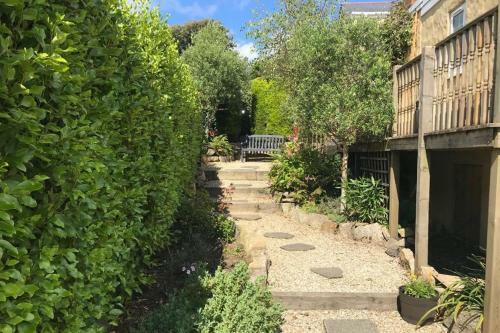 Nelsons Retreat
