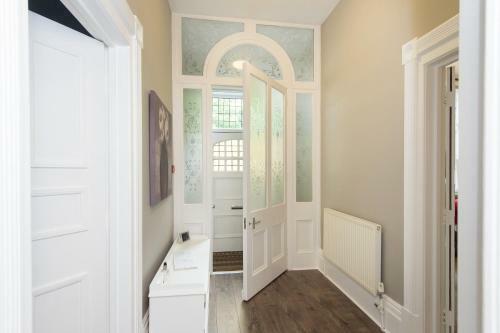 Albany House By Harrogate Serviced Apartments
