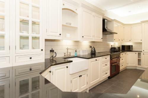 The View By Harrogate Serviced Apartments
