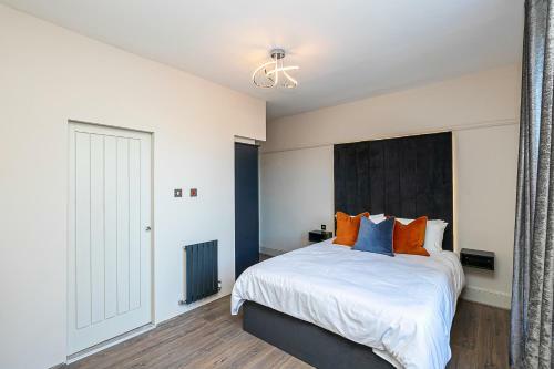 Pages Hotel And Guesthouse