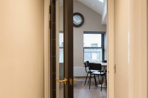 Cheltenham By Harrogate Serviced Apartments