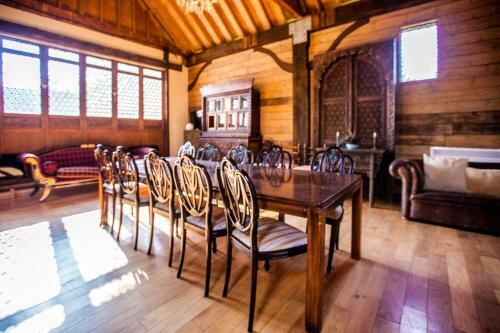 The Timber Barn