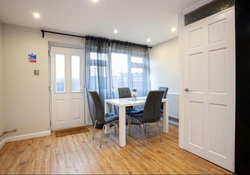 Apartamento Dinglebrook House