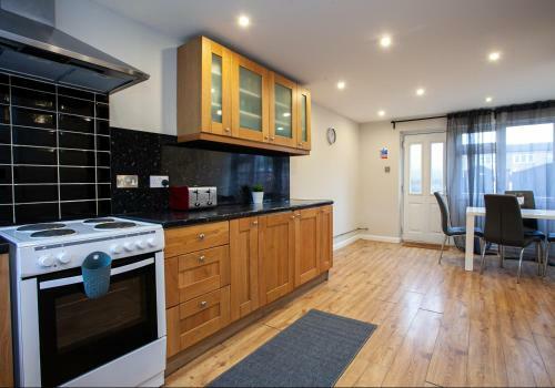 Apartamento Dinglebrook House