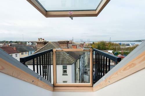 Lighthouse View 2 Bed Duplex Penthouse Apartment