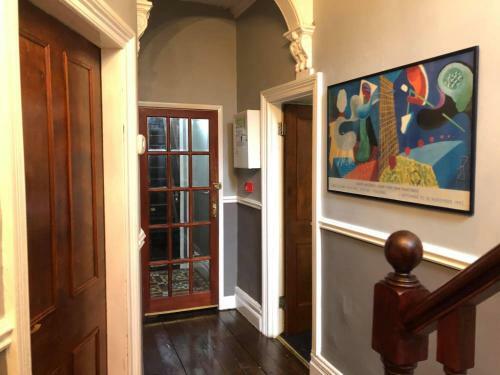 Bed & Breakfast No 11 Bistro & Rooms