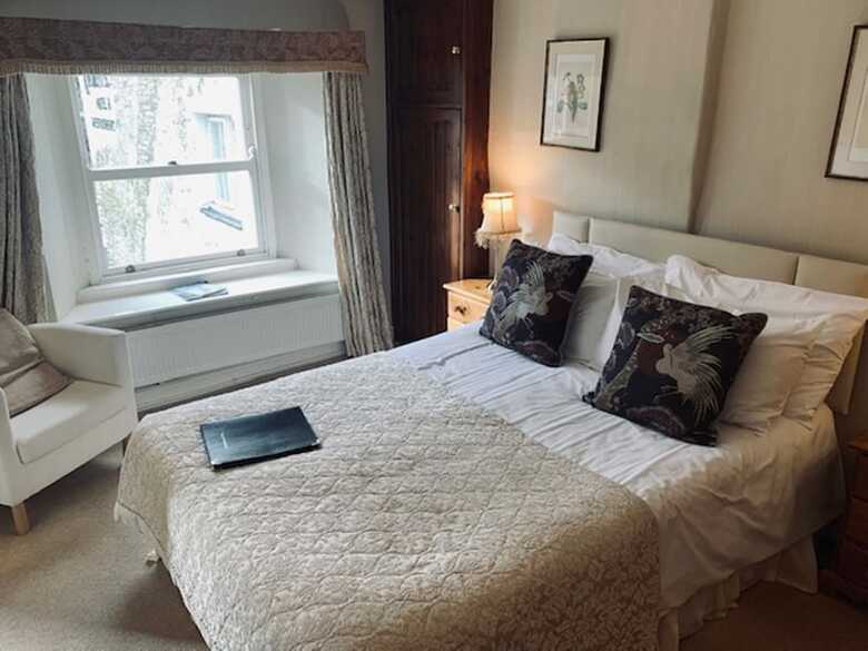 Cocketts Hotel