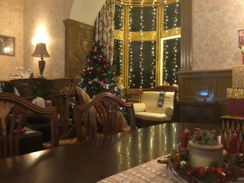 Specious Duchess Apartment
