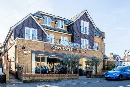 Velvet 2-bedroom Apartment, Clockhouse, Hoddesdon