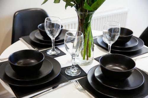 Velvet 2-bedroom Apartment, Clockhouse, Hoddesdon