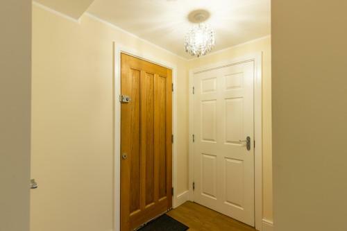 Velvet 2-bedroom Apartment, Clockhouse, Hoddesdon