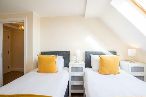 Velvet 2-bedroom Apartment, Clockhouse, Hoddesdon