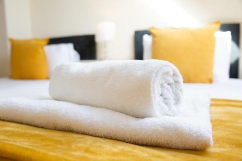 Velvet 2-bedroom Apartment, Clockhouse, Hoddesdon