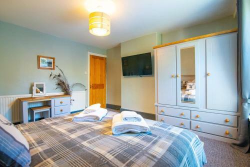 Waters Reach Holiday Cottage