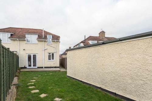 Ifield House Crawley/gatwick