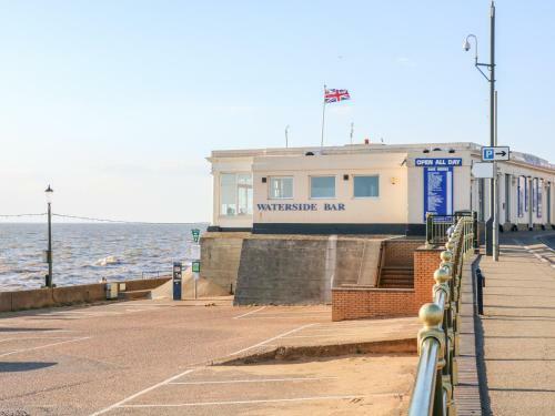 Sea Breeze Apartment No.7