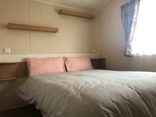 Poplar Standard Holiday Home