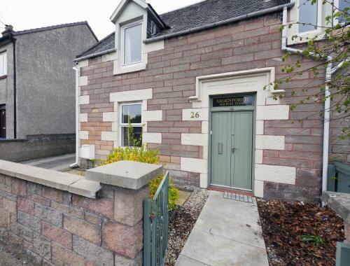 Ardentorrie Holiday Home