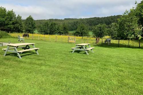 Superb Highland Retreat Close To Loch Ness