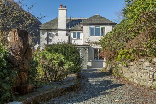 Jenkin Hill Cottage Bed And Breakfast