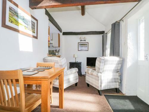 Mews Studio Cottage 6
