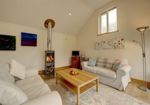 Akenfield Cottage, Letheringham