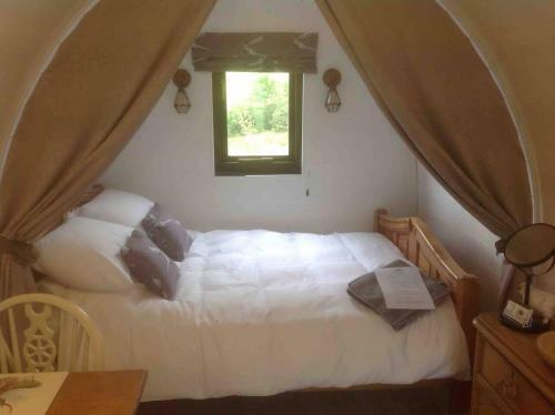 Cozy Glamping Pod - Adults Only