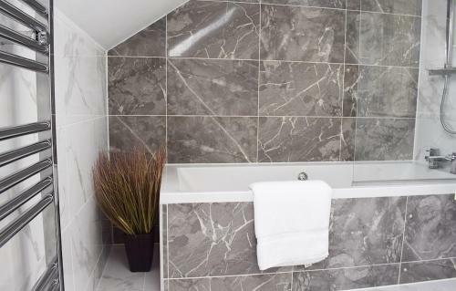 2 Bedroom Apartment Oxford Hosted By Inviting Interiors