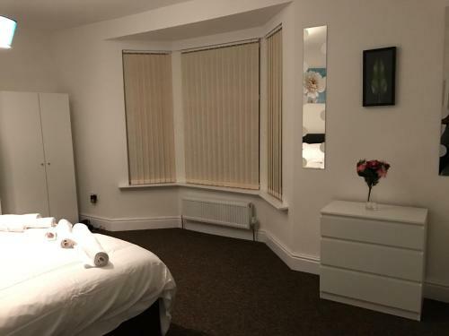 Jo Wordsworth Apartment