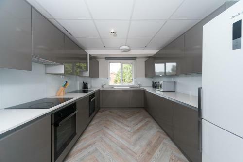 Apartamento Nice Ensuite Room - Good Area - Quick Links Central