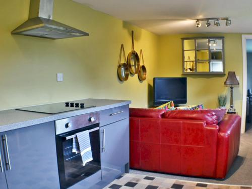 Cosy, Secluded Annex, Sleeps Two, Recently Updated
