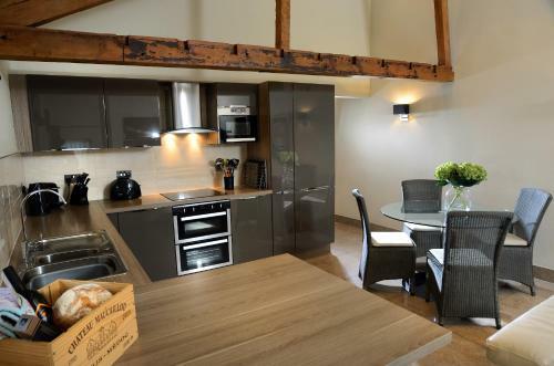 Contemporary Barn Conversion In Stunning Setting