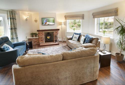 Riverside Farm Cottage