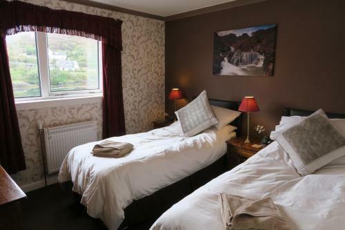 Hostal White Heather Hotel