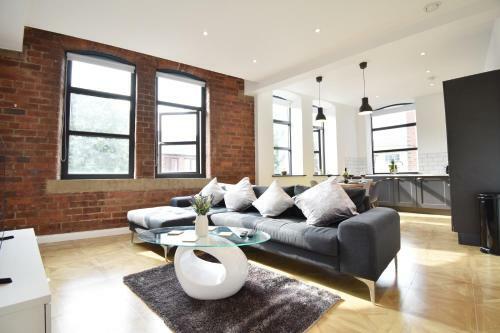 Aire Apartments New York Styled Luxury Apartments