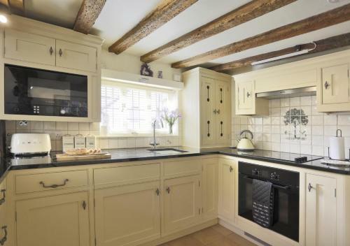 Lady Cottage