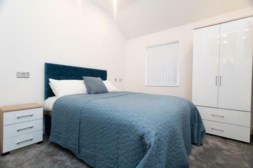 The Avenue Apartments