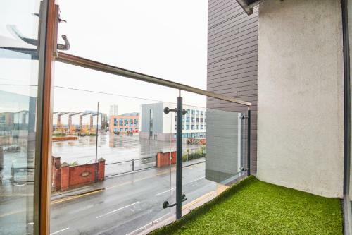 Apartamento Deluxe City Centre Apt Balcony View& Free Parking!
