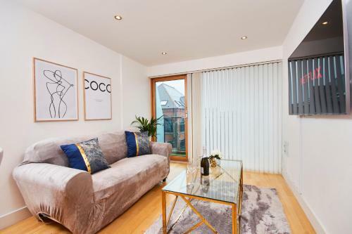 Apartamento Deluxe City Centre Apt Balcony View& Free Parking!