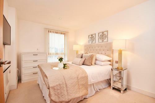 Apartamento Deluxe City Centre Apt Balcony View& Free Parking!