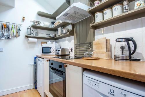 Rubi Roy Charming 1 Bed Cottage In Ledbury