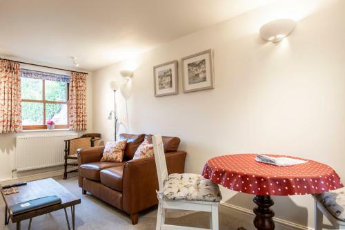 Rubi Roy Charming 1 Bed Cottage In Ledbury